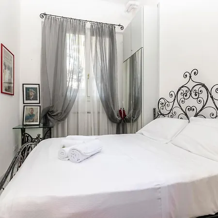 Apartmán Guesthost - Stylish Flat In Dorsoduro District Benátky