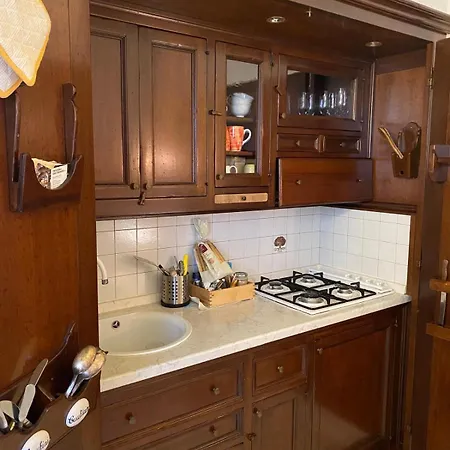 Apartmán Guesthost - Stylish Flat In Dorsoduro District Benátky