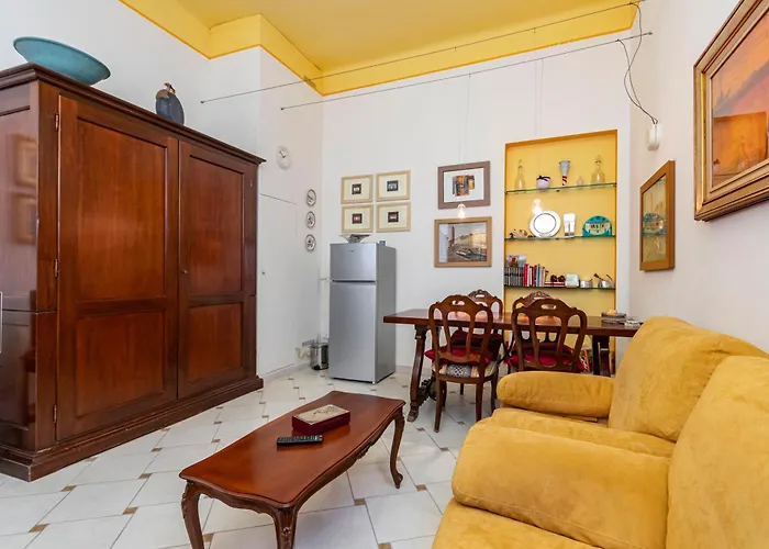 Guesthost - Stylish Flat In Dorsoduro District *