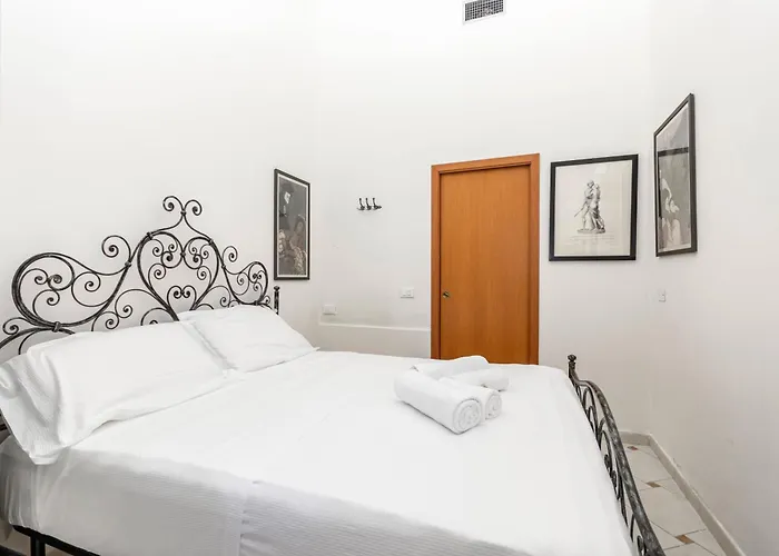 Guesthost - Stylish Flat In Dorsoduro District *