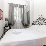 Appartamento Guesthost - Stylish Flat In Dorsoduro District Venezia