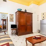 Guesthost - Stylish Flat In Dorsoduro District Appartamento *