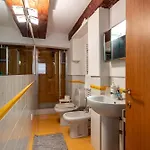 Guesthost - Stylish Flat In Dorsoduro District