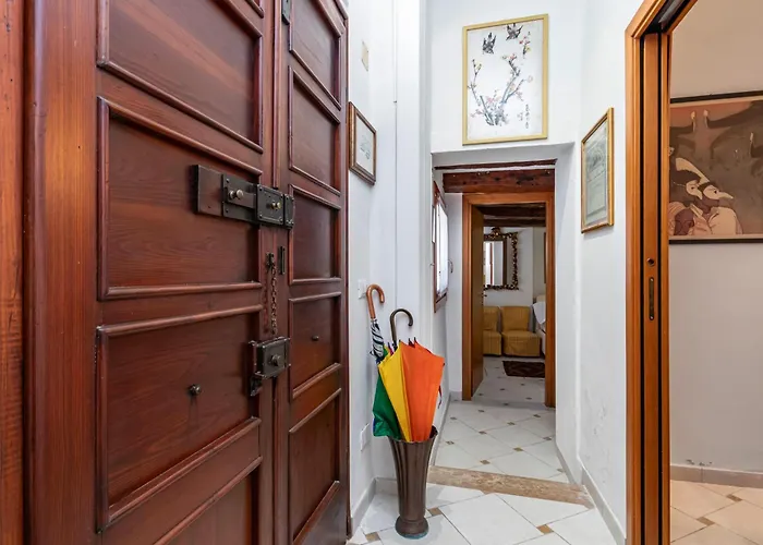 Guesthost - Stylish Flat In Dorsoduro District Apartman